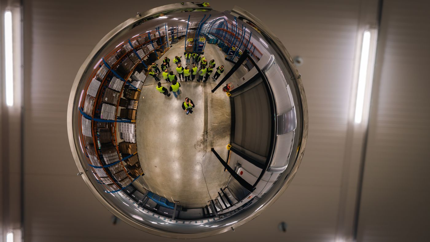 360° im Zentrallager